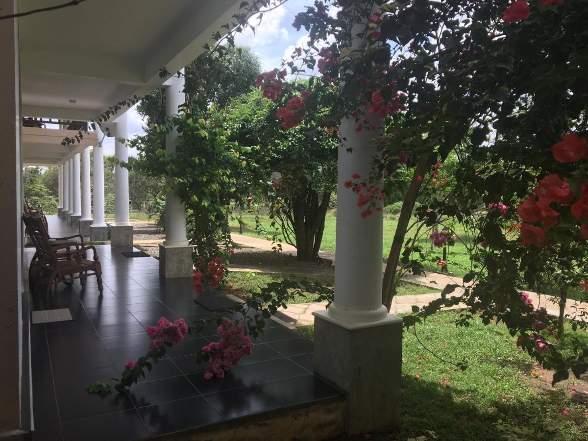 Goddess Garden Sigiriya Hotel Exterior photo
